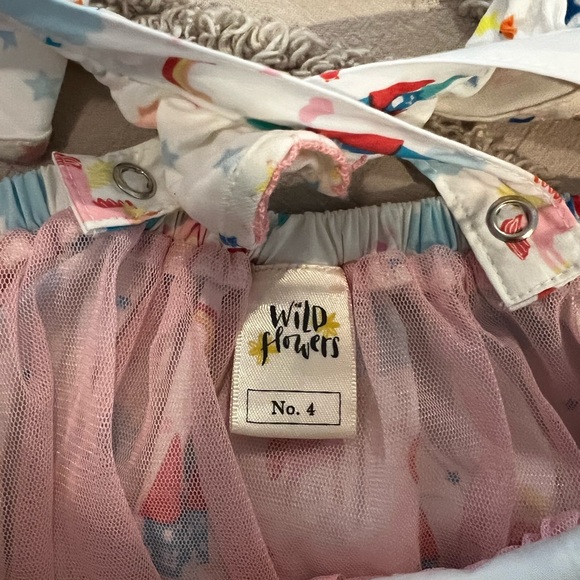 Wildflower girls unicorn and castle sundress, size 4 - Picture 3 of 5